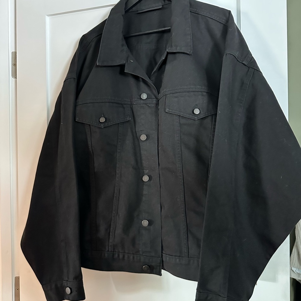 FEAR OF GOD ESSENTIALS Denim Jacket